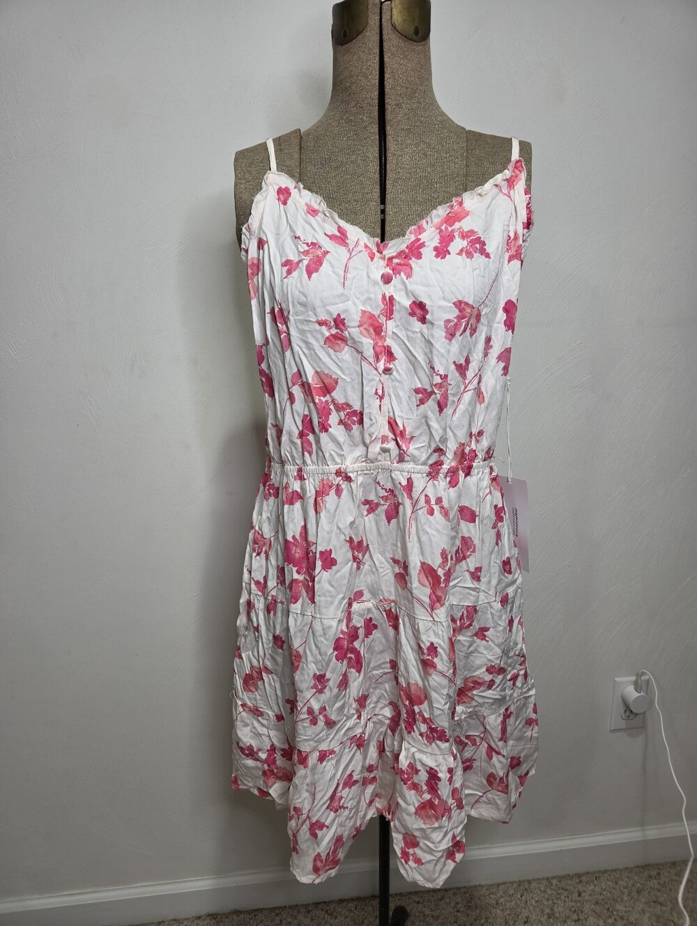 New Mimi Chica Floral Mini Dress Size Large